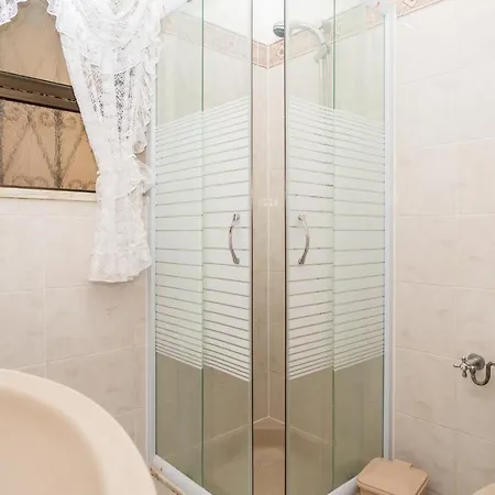 Quinta Estrelicia Villa *